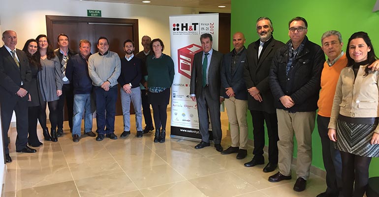  representantes de instituciones vinculadas a la hostelería y el turismo en Málaga 