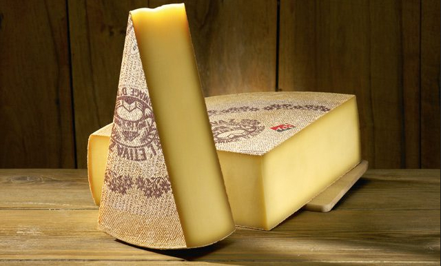 L’Etivaz AOP, el queso suizo que se produce en verano